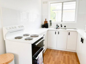 Halloran Street - Convenient Living in Turvey Park